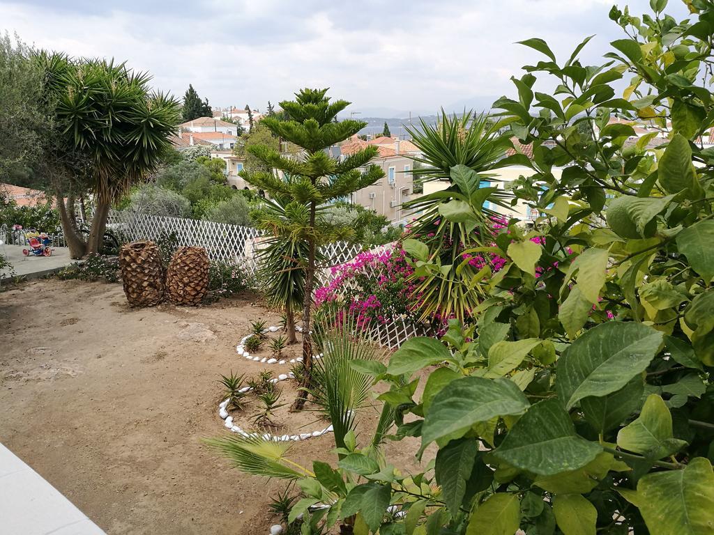 Villa Metaxa Spetses Town Extérieur photo