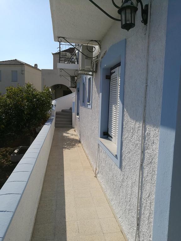 Villa Metaxa Spetses Town Extérieur photo