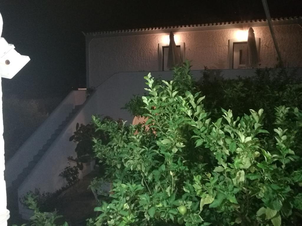 Villa Metaxa Spetses Town Extérieur photo